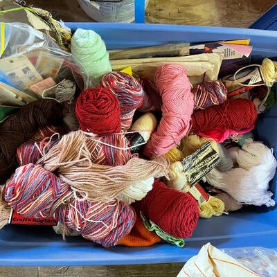 Lot 195 - Knitting Supplies