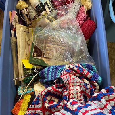 Lot 195 - Knitting Supplies