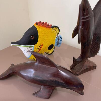 Lot 220 - Fish Art