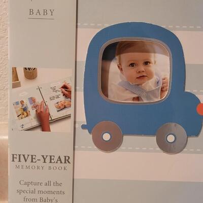 Lot 123: New Hallmark Baby Five Year Memory Book