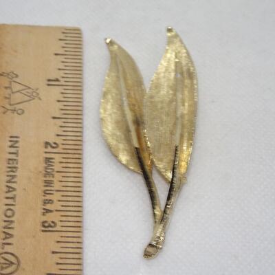 Gold Leaf Brooch 