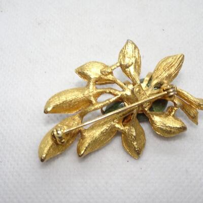 Gold Leaf maybe Jade Brooch 