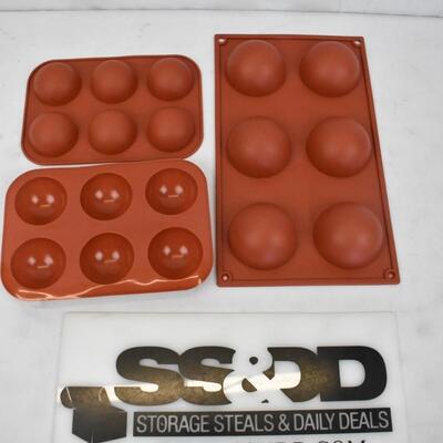 3 Circular Silicone Food Molds: Two 2
