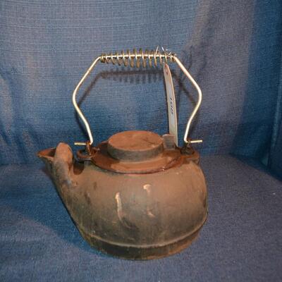 LOT 168 cast-iron pot