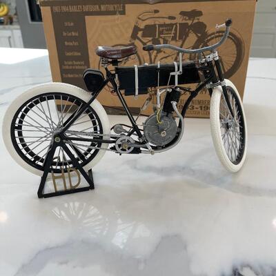 Lot 222 - 1903-1904 Harley- Davidson Replica W/COA 