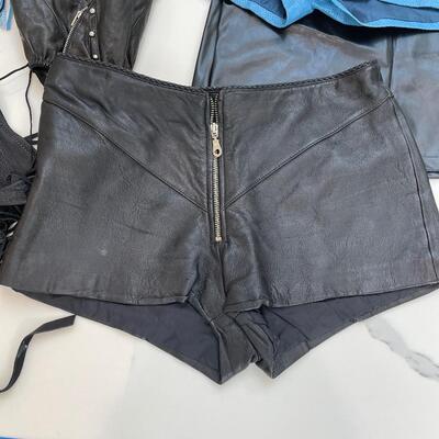 Lot 226 - Ladies Leather Clothing
