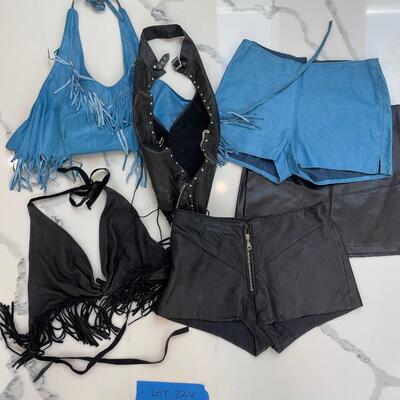 Lot 226 - Ladies Leather Clothing