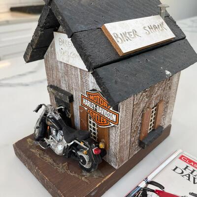 Lot 229 - Harley-Davidson Bird House and Book