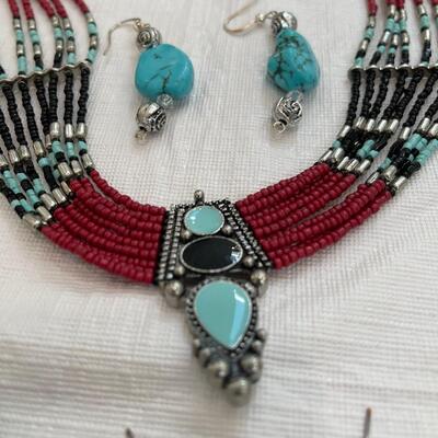Lot 238 - Turquoise Jewelry