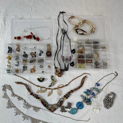 Lot 245 - Jewelry