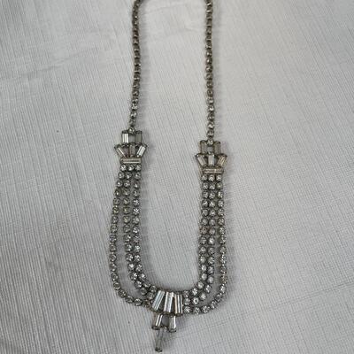 Lot 245 - Jewelry