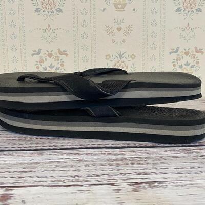 Retro 70's  80's Rainbow Sandals Striped Chunky Rubber Suede Ribbon Flip Flops Thongs Black Gray
