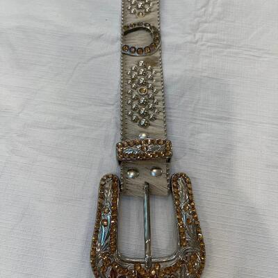 Lot 256 - Beautiful Ladies Belts