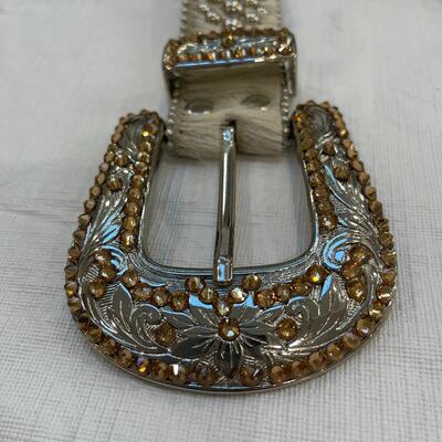 Lot 256 - Beautiful Ladies Belts