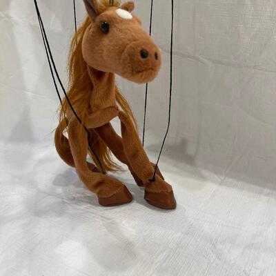 Lot 260 - "Mr Hustle" Horse Marionette