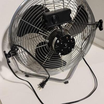 Large Metal Fan -Item# 437