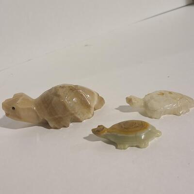 Mini Turtle Figurines - marble type -Item# 447 