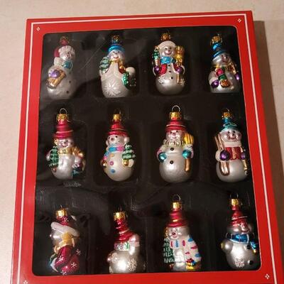 Lot 133: New Christmas Glass Deco Ornaments 