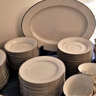 Lot #41  Large set of Noritake Fine China in the "Marseilles" pattern