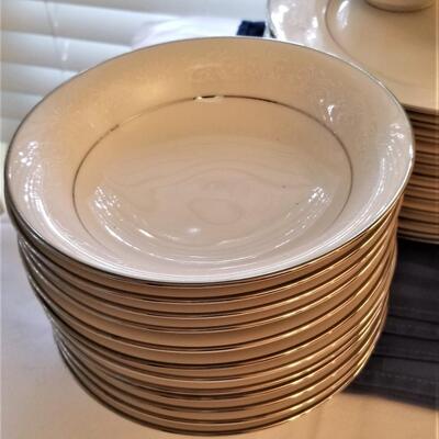 Lot #41  Large set of Noritake Fine China in the "Marseilles" pattern