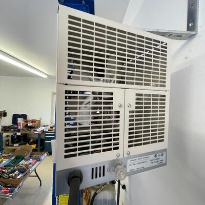 922-Dimplex North American Wall-Mount Heater