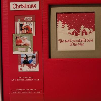 Lot 138: New Hallmark Christmas Instant Scrpabook 