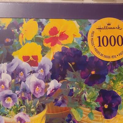 Lot 160: New Hallmark 1000 pc. Puzzle 