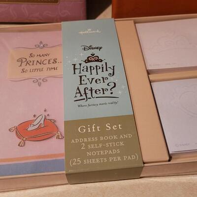Lot 163: Assorted NEW HALLMARK Books + Gift Set 