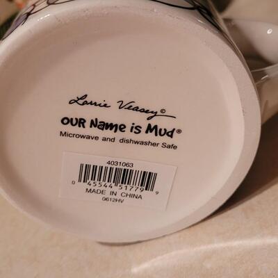 Lot 164: New Hallmark Assortment - Coffee Cup, Book + Photo Album