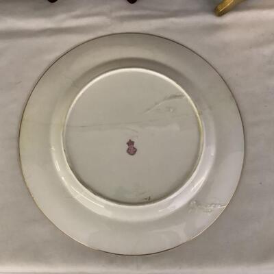 A1061  Set of 7 Minton China Dinner Plates