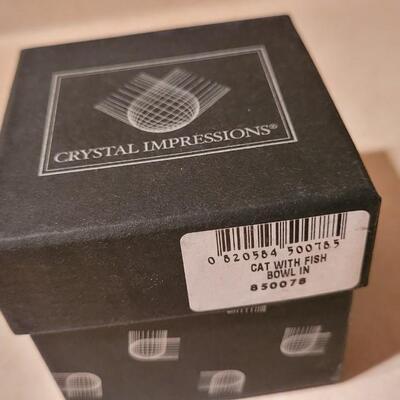 Lot 173: New Crystal Impressions Cat with Fish Creation 