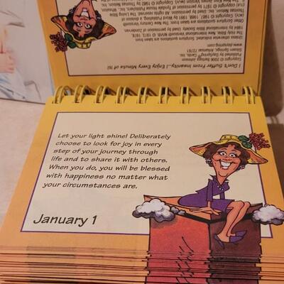 Lot 176: Assorted NEW Hallmark Books / Collectibles 