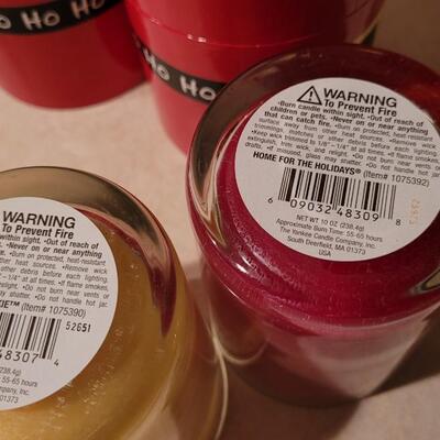 Lot 178: (2) New Hallmark Holiday Candles 