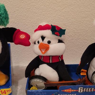 Lot 181: Animated Penguin & Dueling Penguins