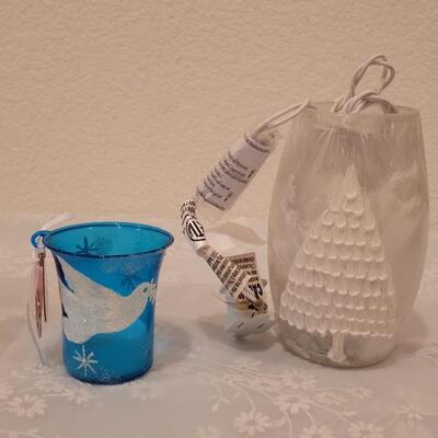 Lot 182: Light Up Christmas Decor