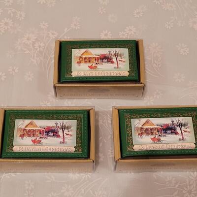 Lot 190: (3) Christmas Music Boxes