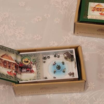 Lot 190: (3) Christmas Music Boxes