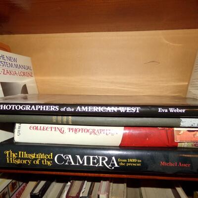 LOT 147  BOOKS ON PHOTOGRAPHY & CAMERAS