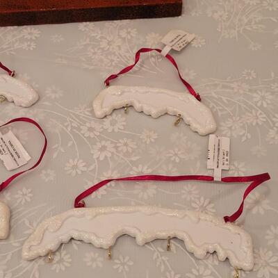 Lot 213: Ornament Hangers and Tree