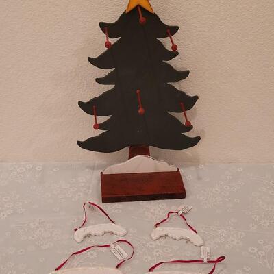 Lot 213: Ornament Hangers and Tree