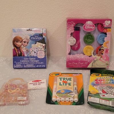 Lot 252: Activity Lot
