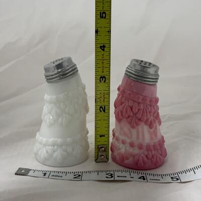 [29] ANTIQUE | Bent Floral Milk Glass | Salt and Pepper Set