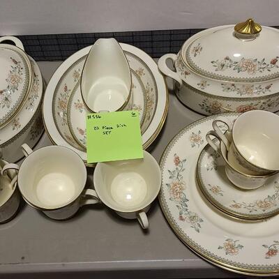 20 piecie Royal Doulton China Set -Item# 556