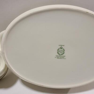 20 piecie Royal Doulton China Set -Item# 556