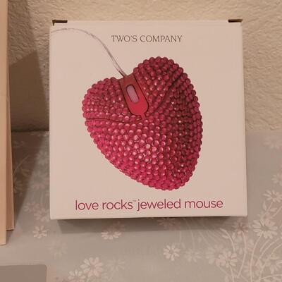 Lot 273: Journal, Jeweled Heart Mouse and i-Lite 