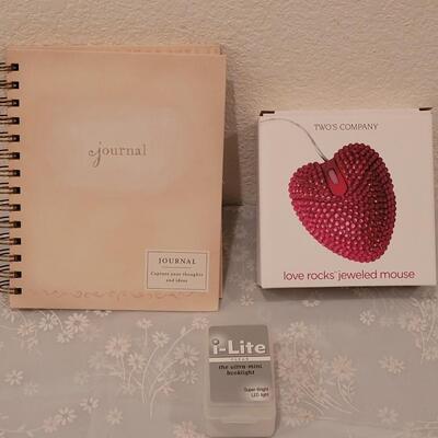 Lot 273: Journal, Jeweled Heart Mouse and i-Lite 