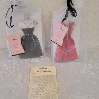 Lot 315: 2 Packages of Barbie Invitations and Table Confetti 