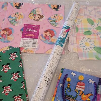 Lot 327: Wrapping Paper, Tissue Paper and Trimmings 