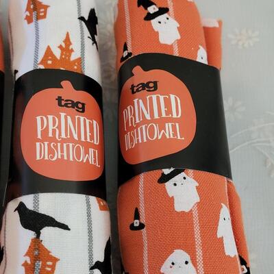 Lot 348: Halloween Dish Towels and Miracle Melting Spooky Ghosts