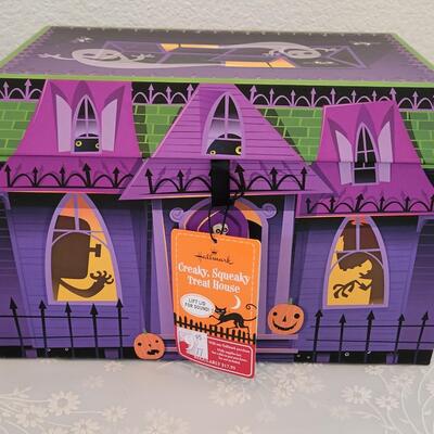 Lot 355: Animated Dancin' Frankenstein and Creaky, Squeaky Treat House
